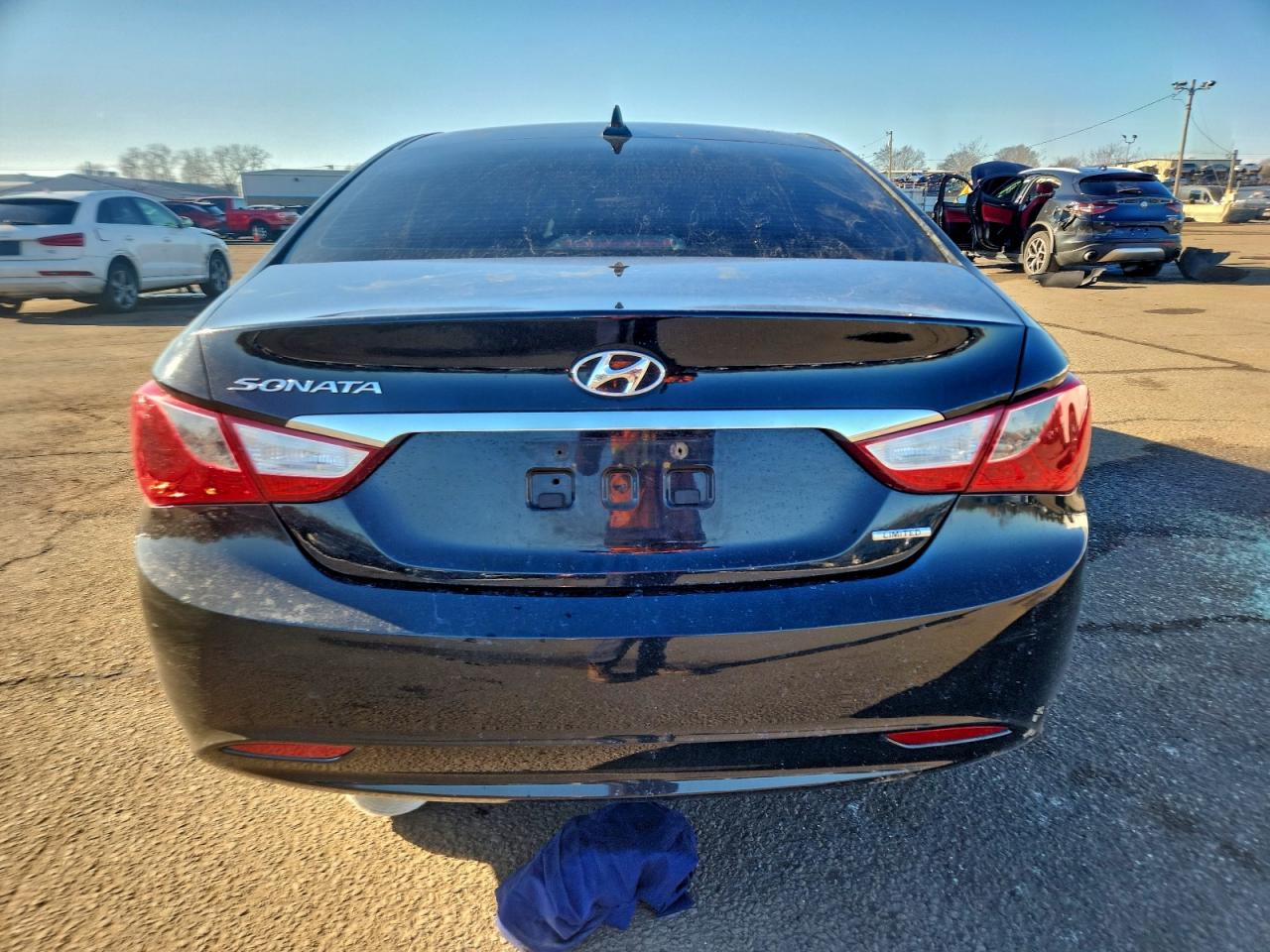2011 HYUNDAI SONATA SE photo 6