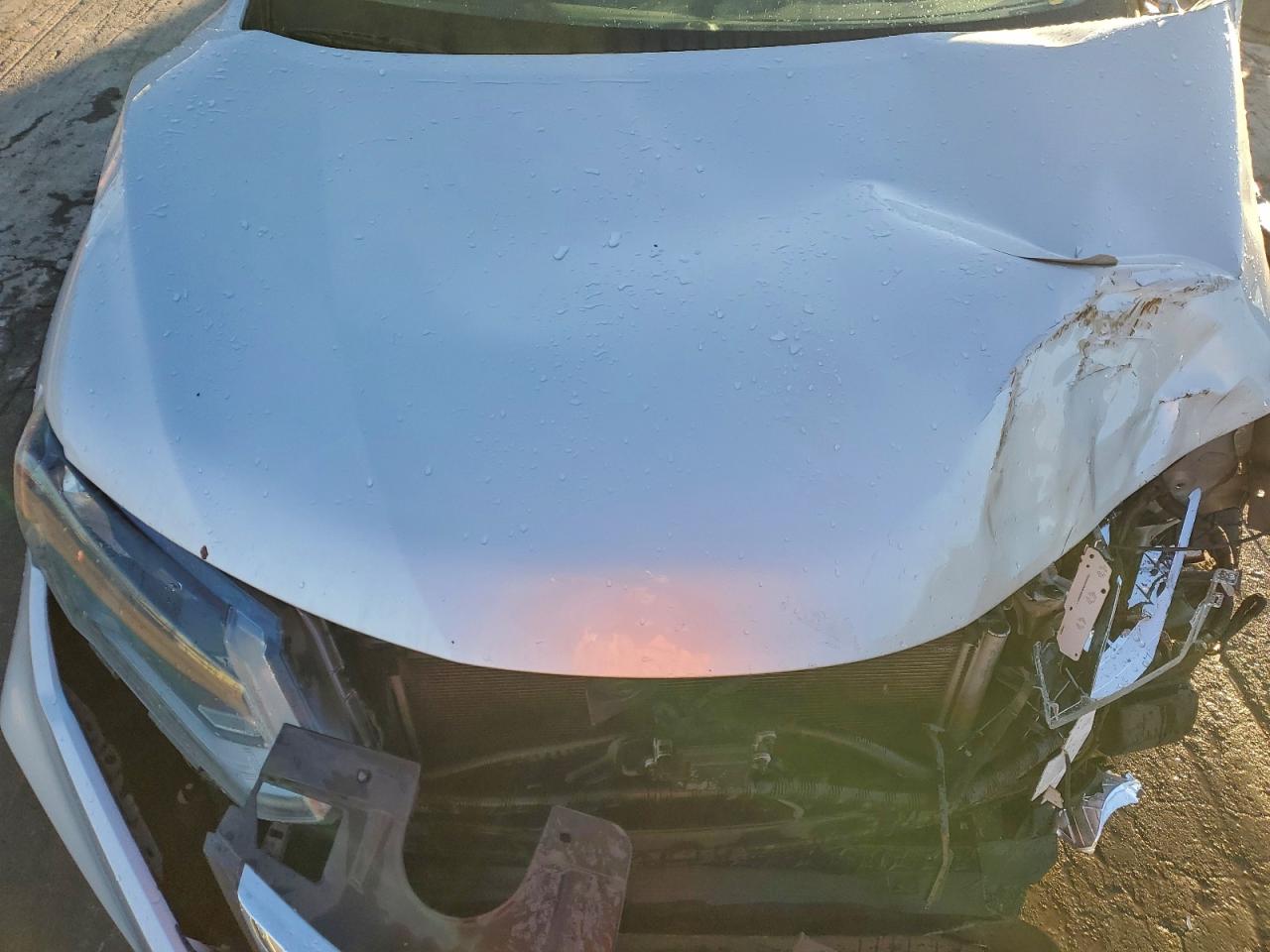 2018 NISSAN ROGUE SV photo 12