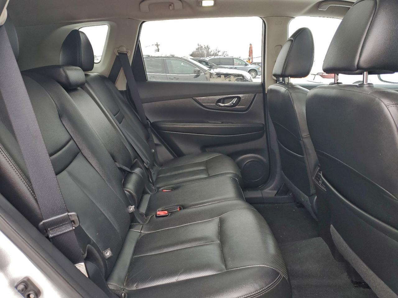 2016 NISSAN ROGUE S photo 21