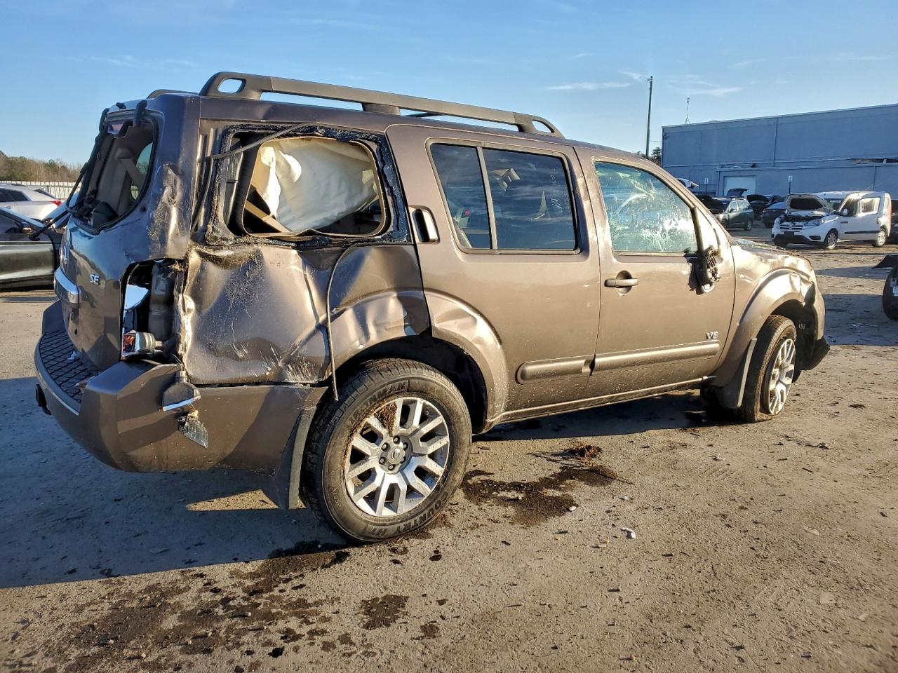 2008 NISSAN PATHFINDER LE photo 3