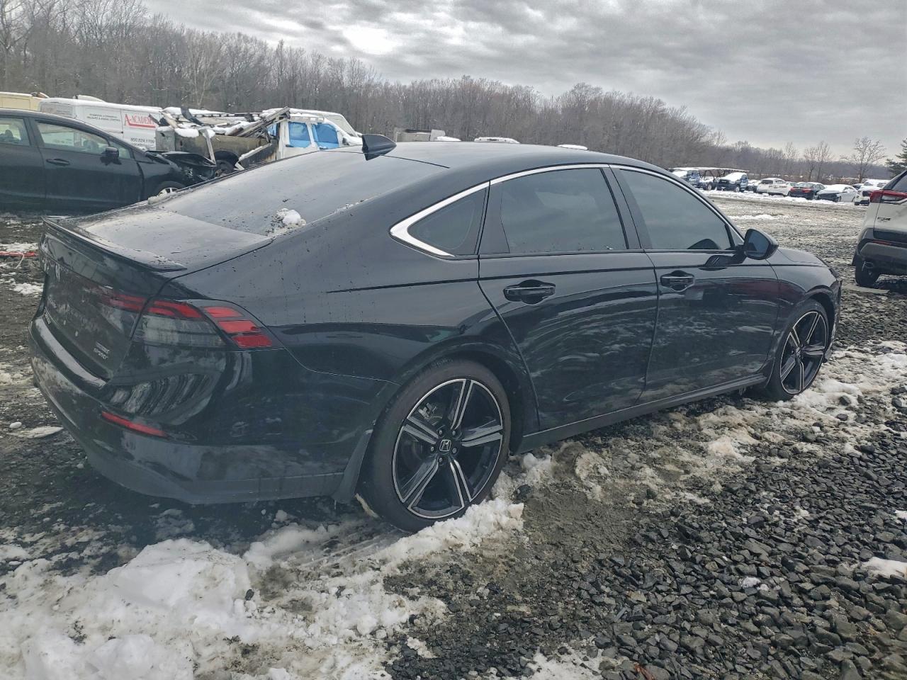 2025 HONDA ACCORD HYBRID SPORT photo 3