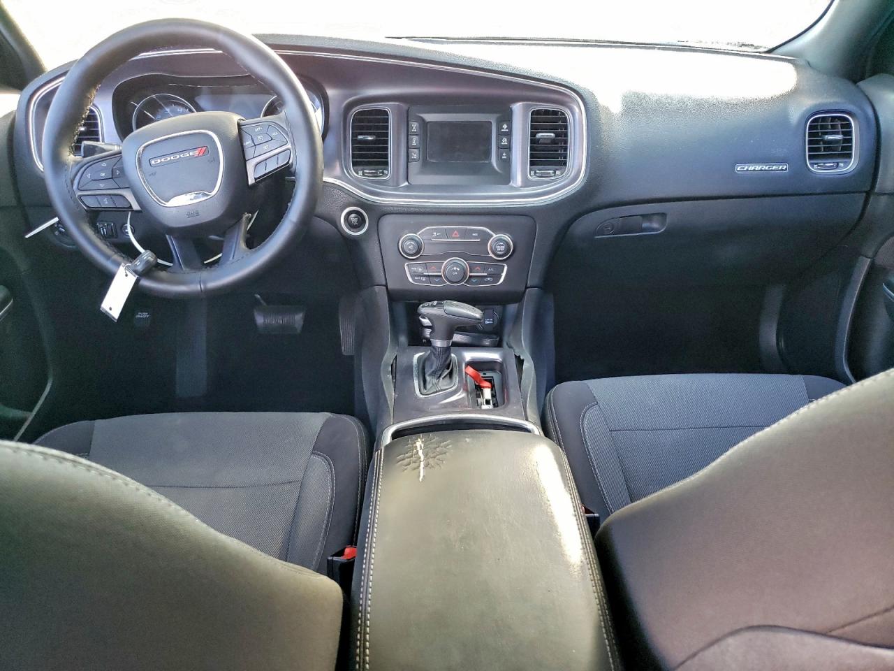2015 DODGE CHARGER SE photo 8