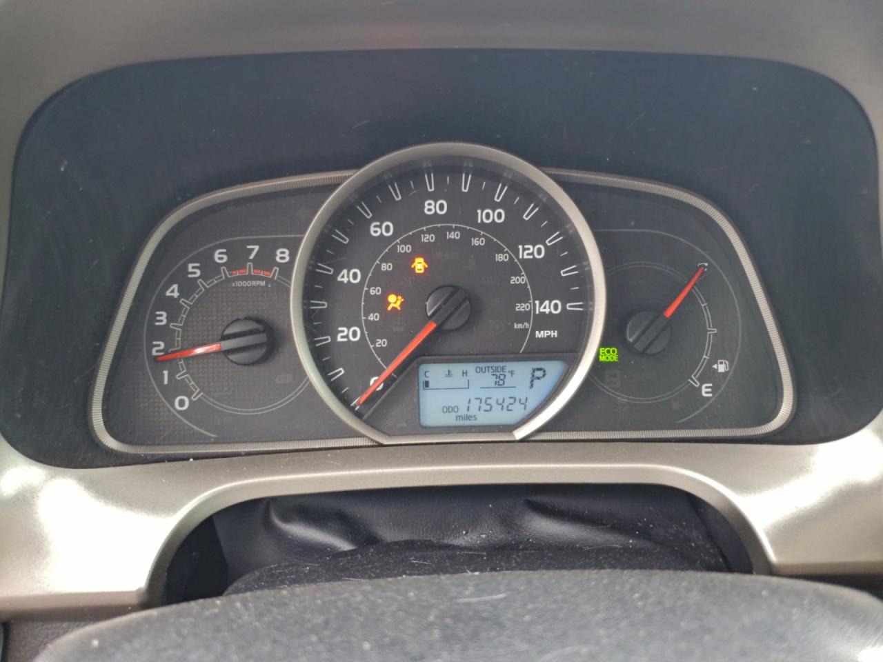 2013 TOYOTA RAV4 LE photo 9