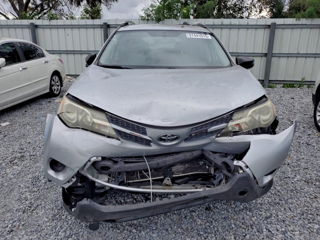 2013 TOYOTA RAV4 LE photo 5