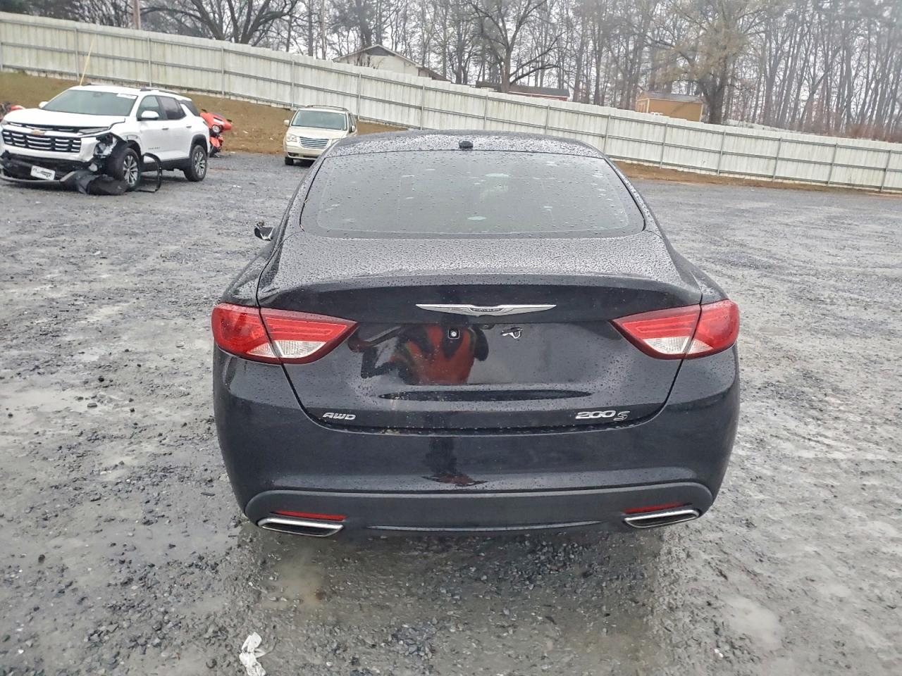 2015 CHRYSLER 200 S photo 6