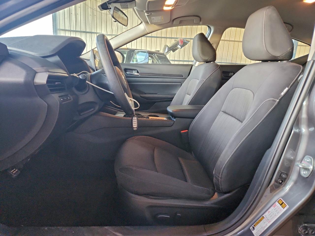 2025 NISSAN ALTIMA SV photo 7