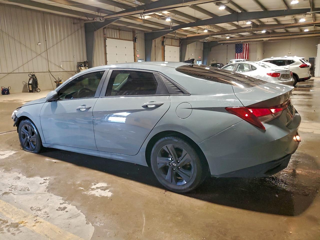 2022 HYUNDAI ELANTRA SEL photo 2