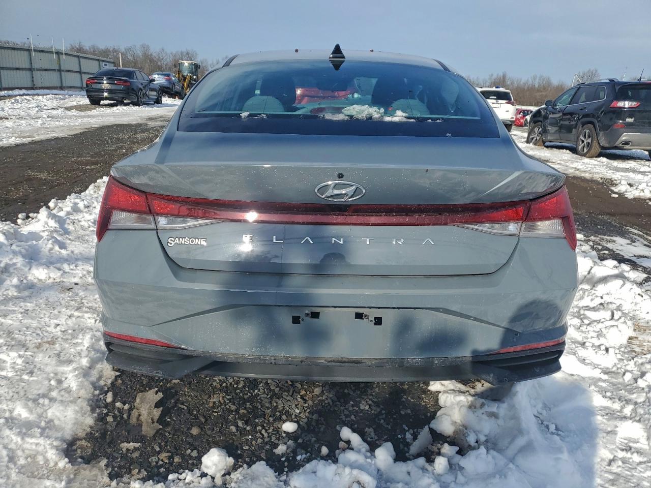 2022 HYUNDAI ELANTRA SEL photo 6
