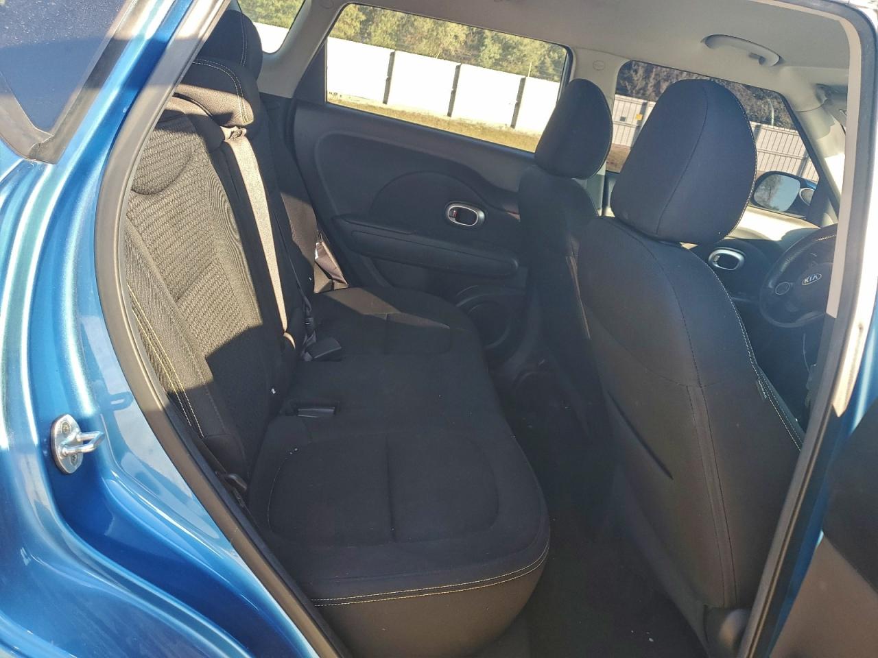 2016 KIA SOUL + photo 10
