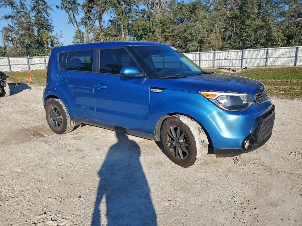 2016 KIA SOUL + photo 4