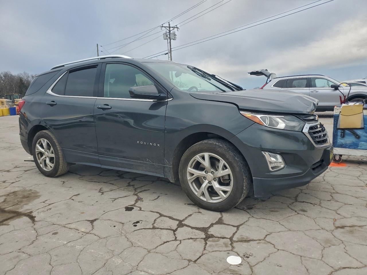 2020 CHEVROLET EQUINOX LT photo 4