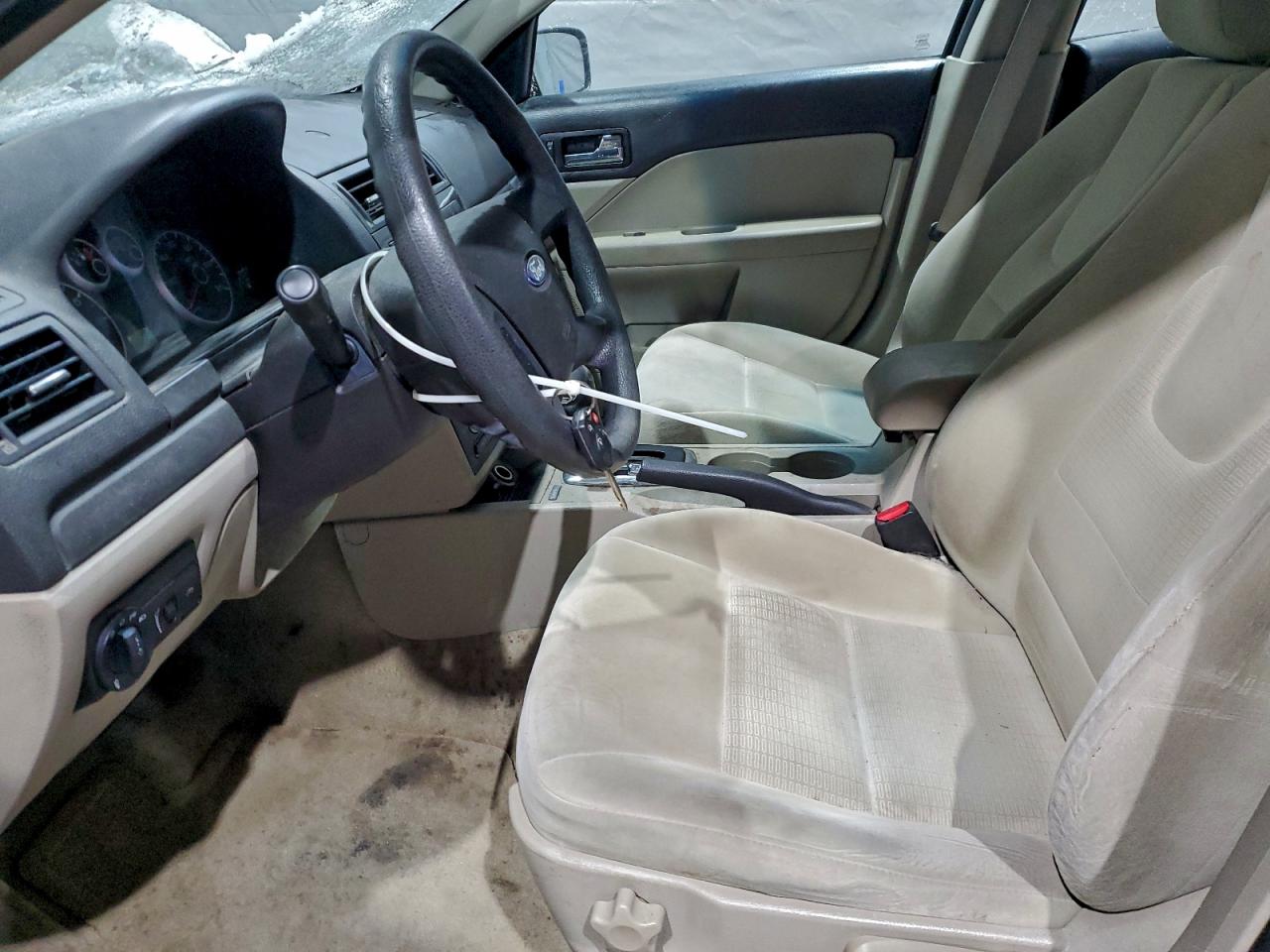 2009 FORD FUSION SE photo 7