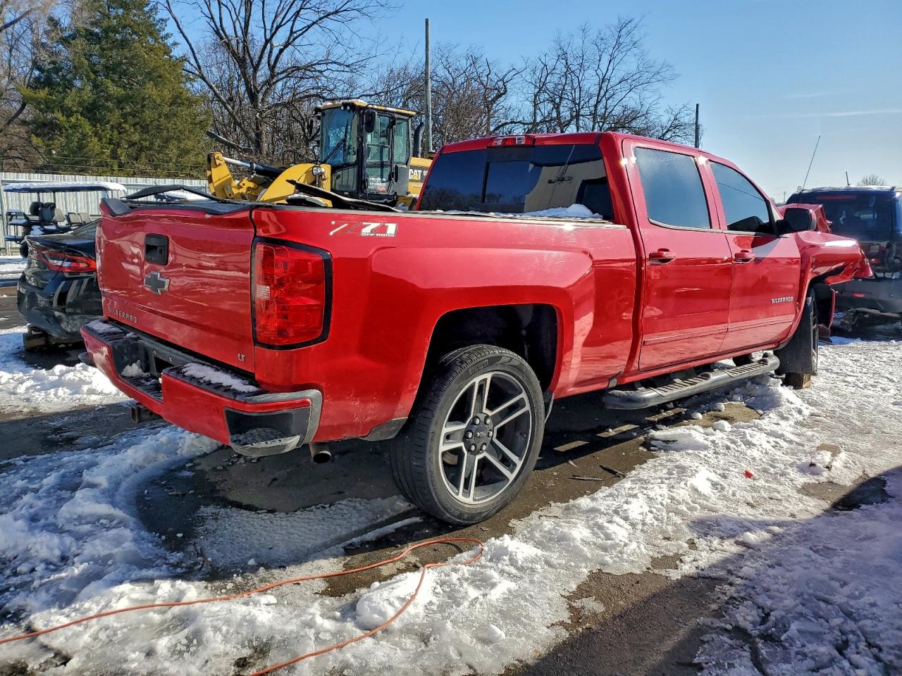 2018 CHEVROLET SILVERADO K1500 LT photo 3