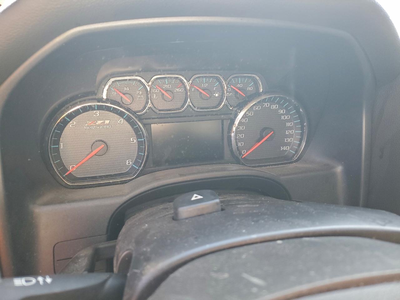 2018 CHEVROLET SILVERADO K1500 LT photo 9