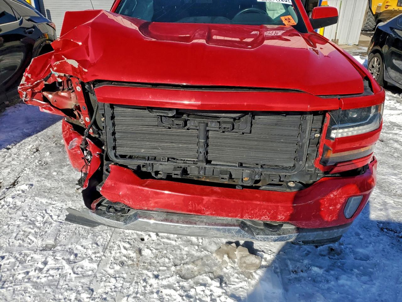 2018 CHEVROLET SILVERADO K1500 LT photo 11