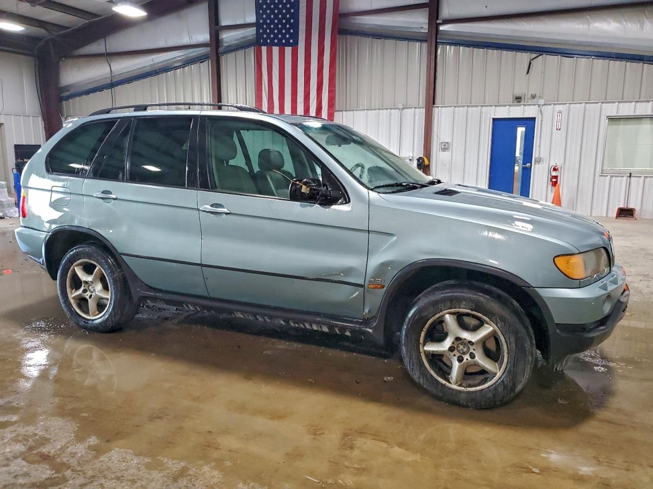 2002 BMW X5 3.0I photo 4