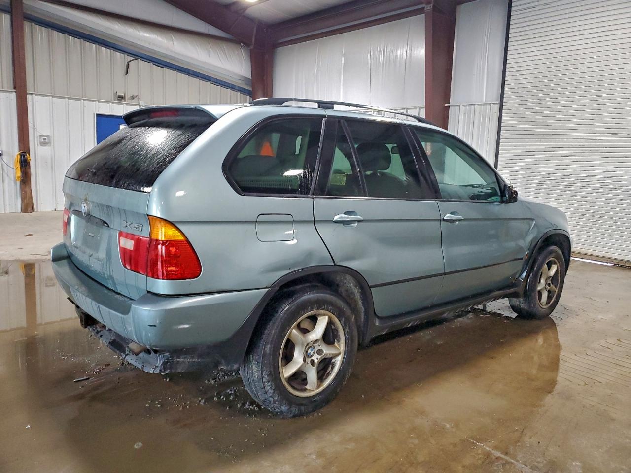 2002 BMW X5 3.0I photo 3