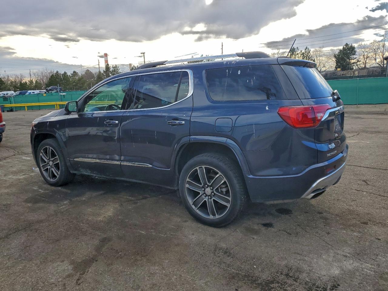 2019 GMC ACADIA DENALI photo 2