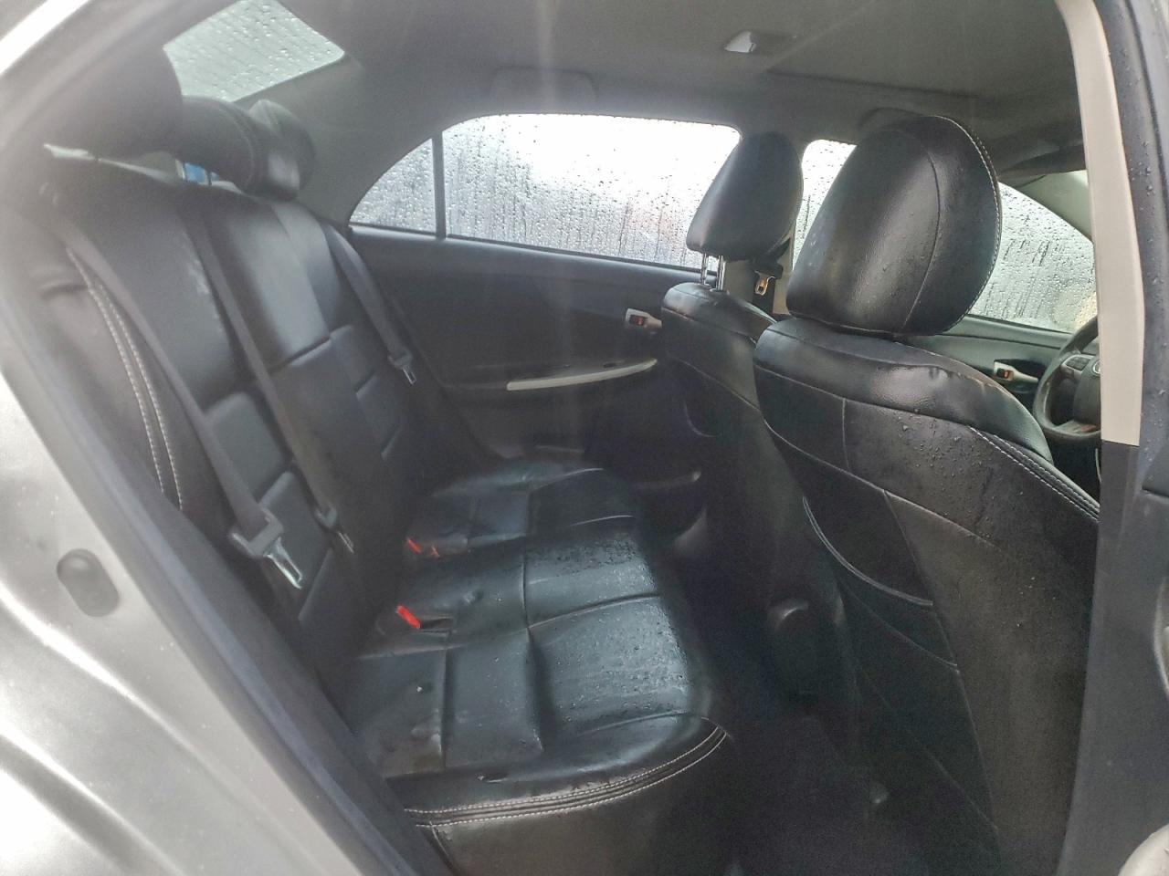 2013 TOYOTA COROLLA BASE photo 10