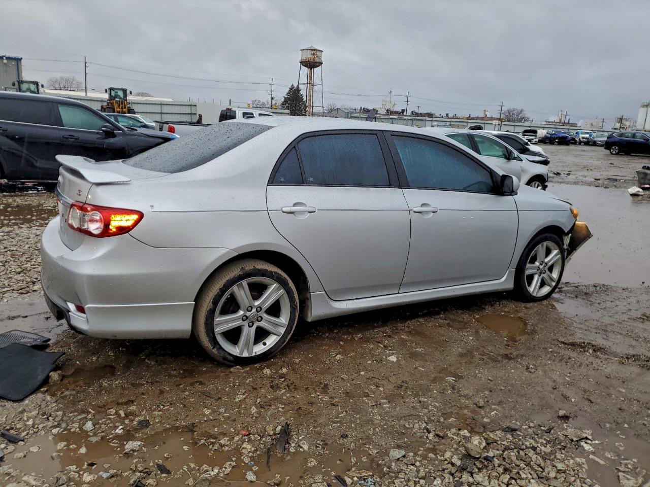 2013 TOYOTA COROLLA BASE photo 3