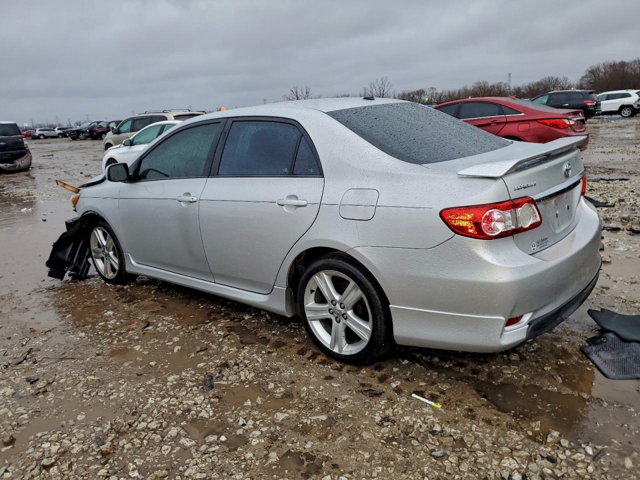 2013 TOYOTA COROLLA BASE photo 2