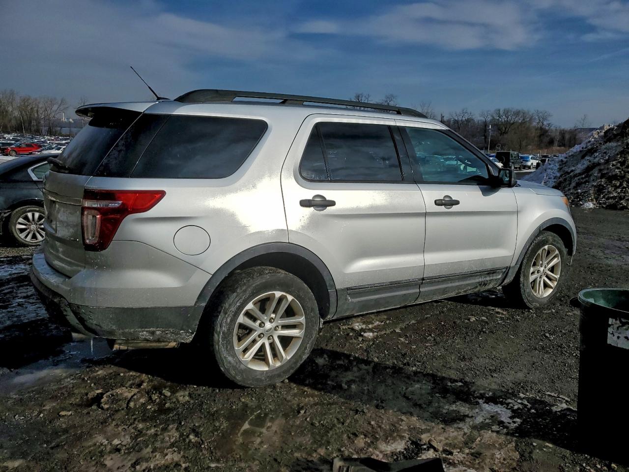 2015 FORD EXPLORER photo 3