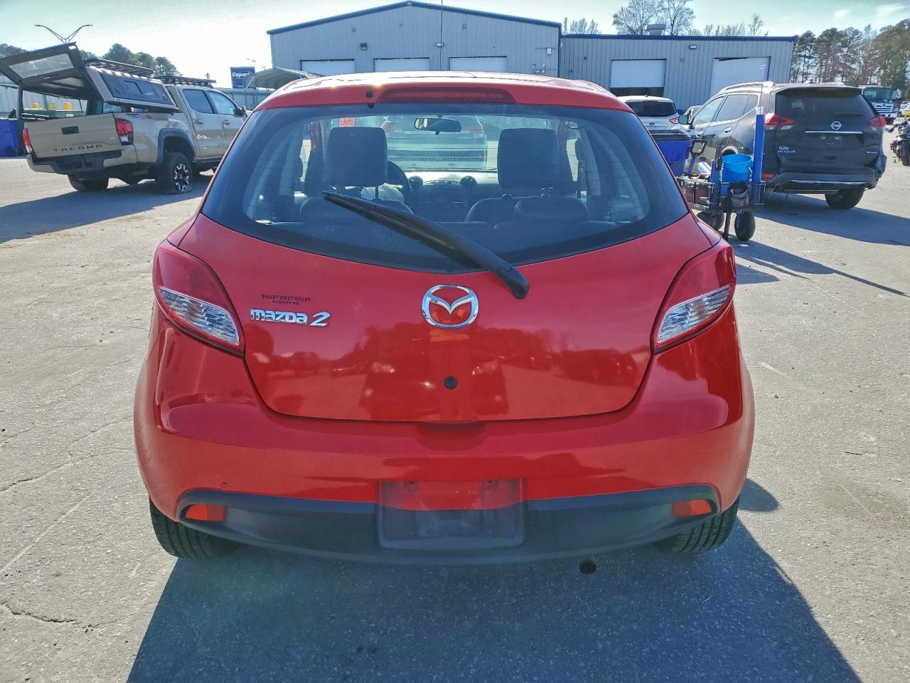 2011 MAZDA MAZDA2 photo 6