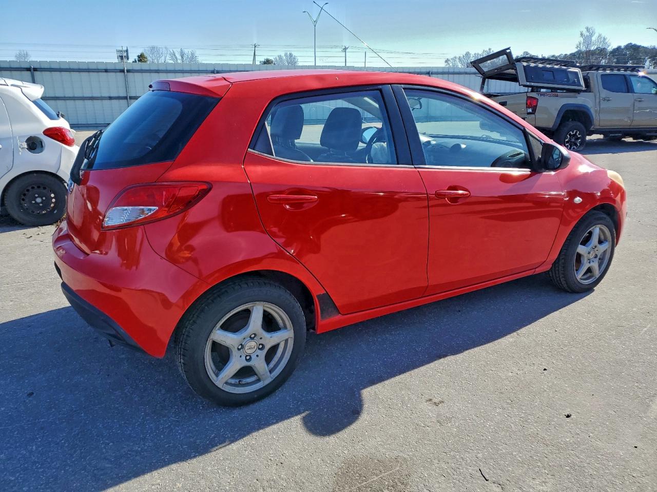 2011 MAZDA MAZDA2 photo 3