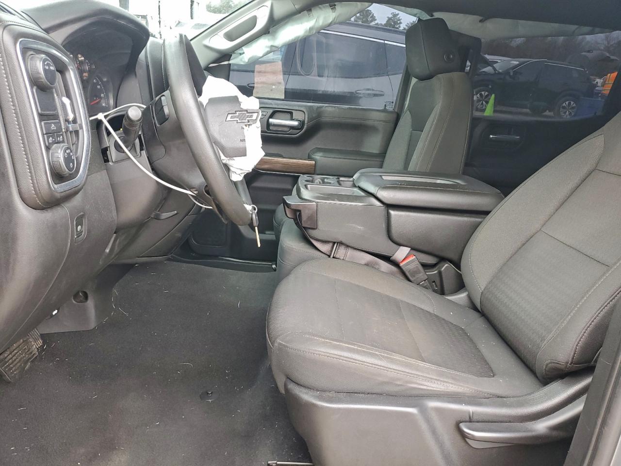 2020 CHEVROLET SILVERADO C1500 LT photo 7