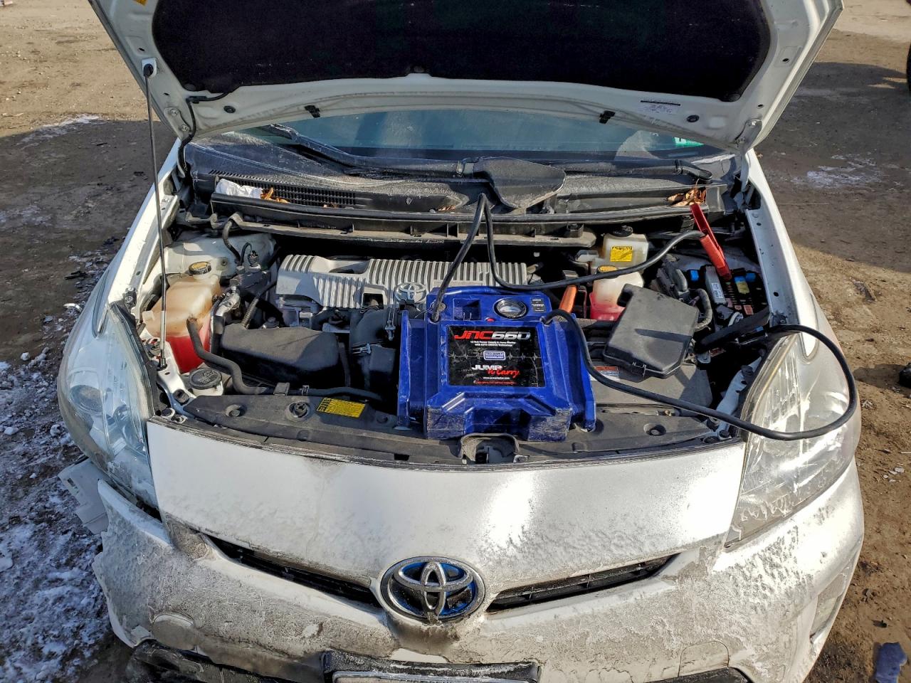 2014 TOYOTA PRIUS photo 11