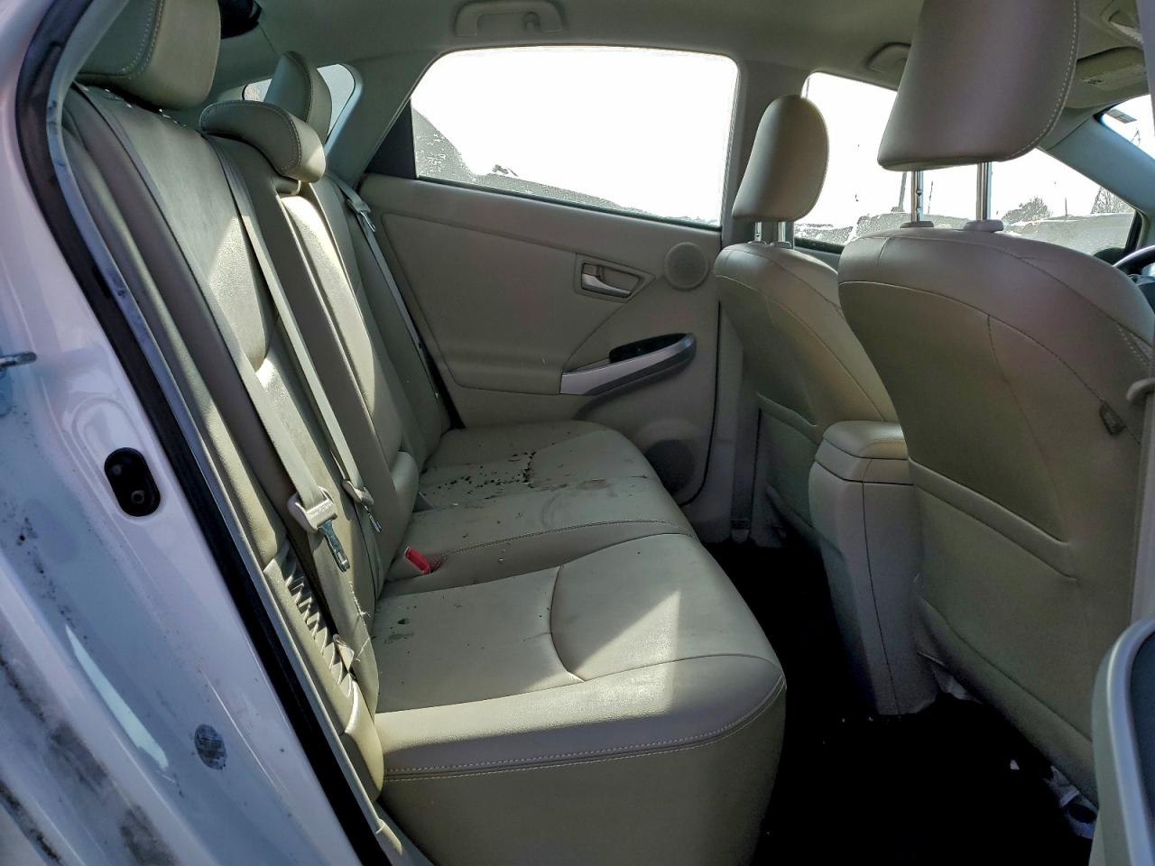 2014 TOYOTA PRIUS photo 10