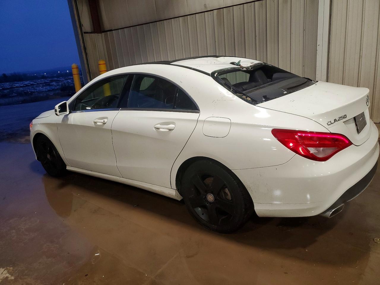 2016 MERCEDES-BENZ CLA 250 4MATIC photo 2