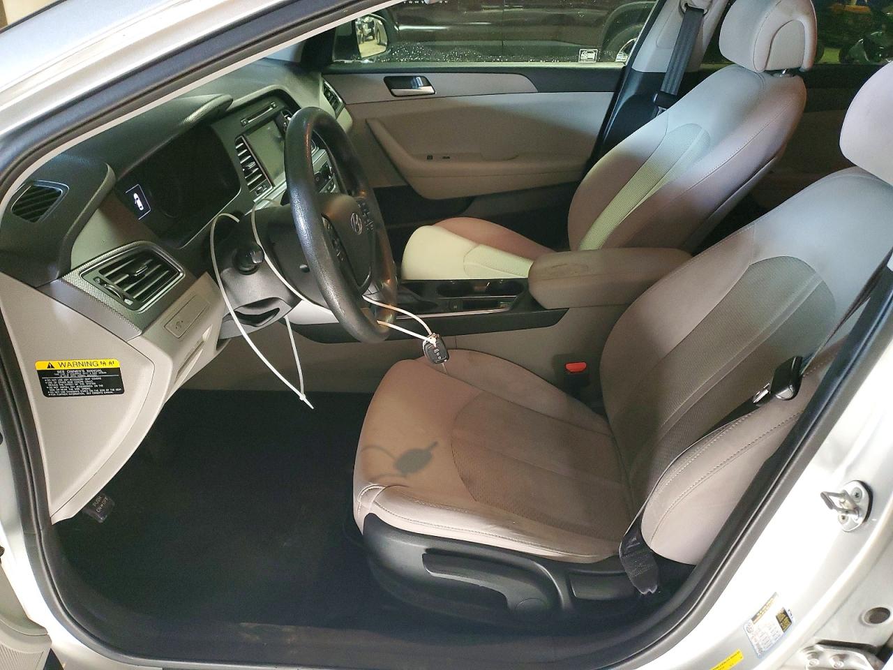 2016 HYUNDAI SONATA SE photo 7