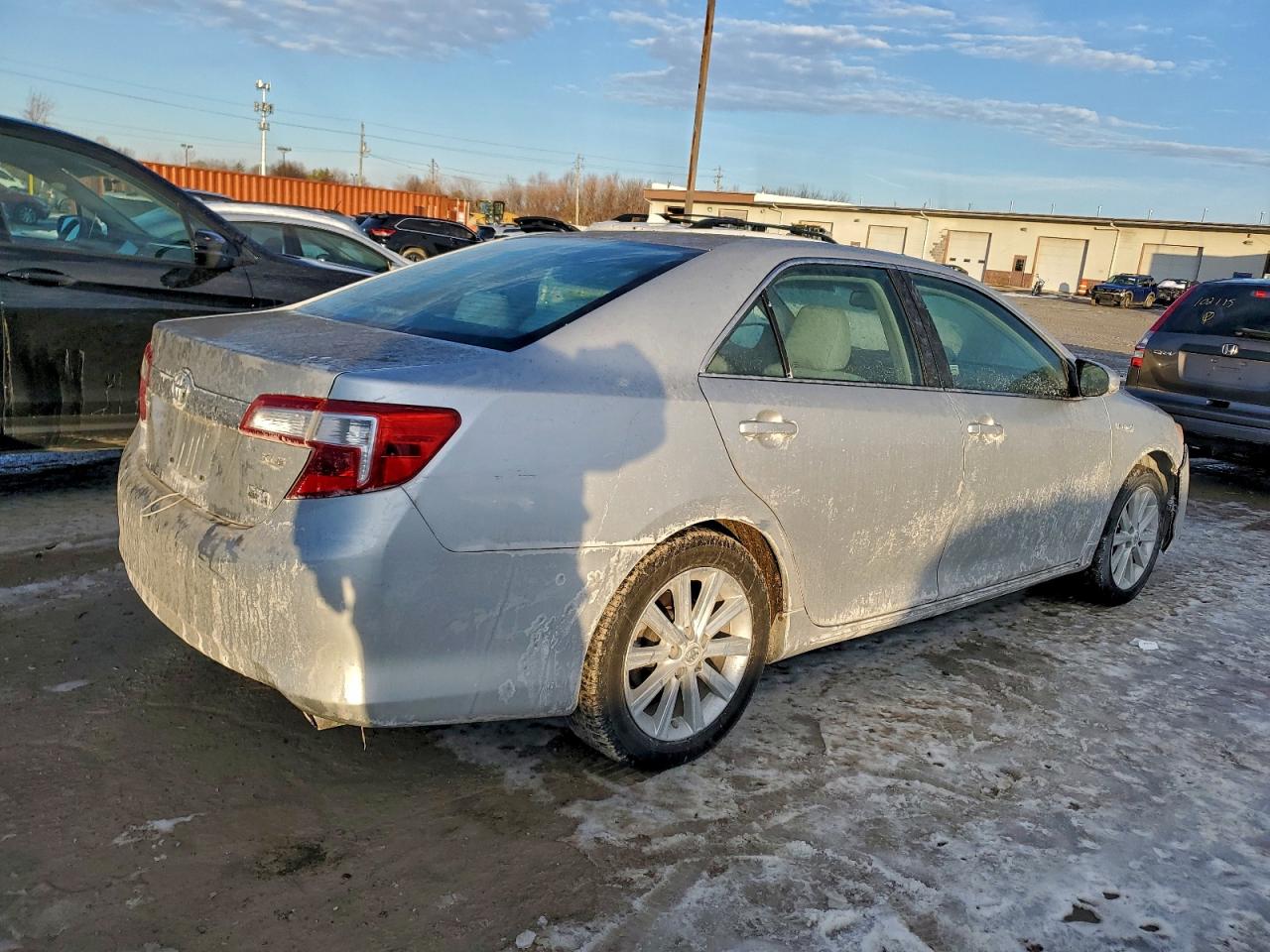 2012 TOYOTA CAMRY HYBRID photo 3