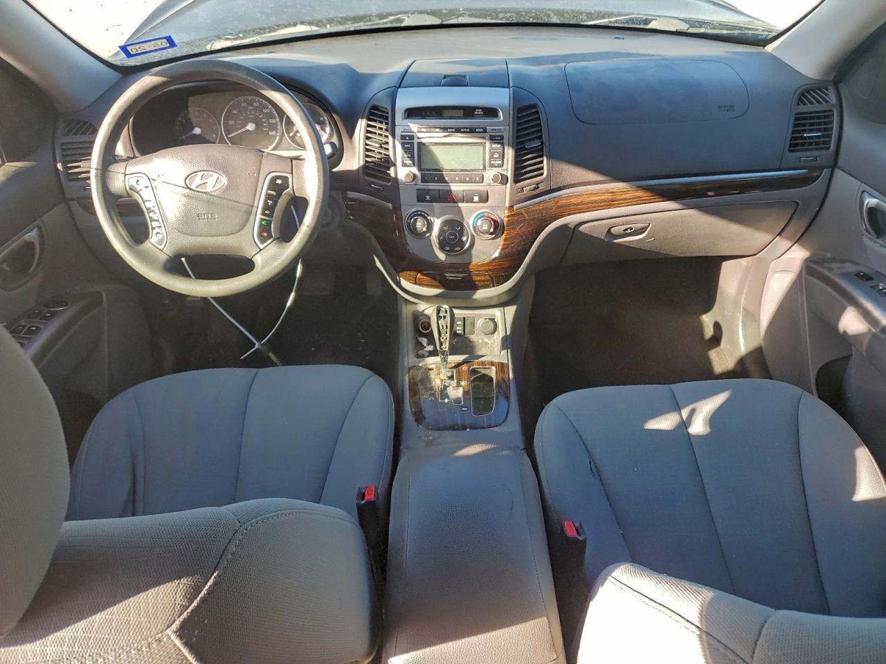 2012 HYUNDAI SANTA FE GLS photo 8