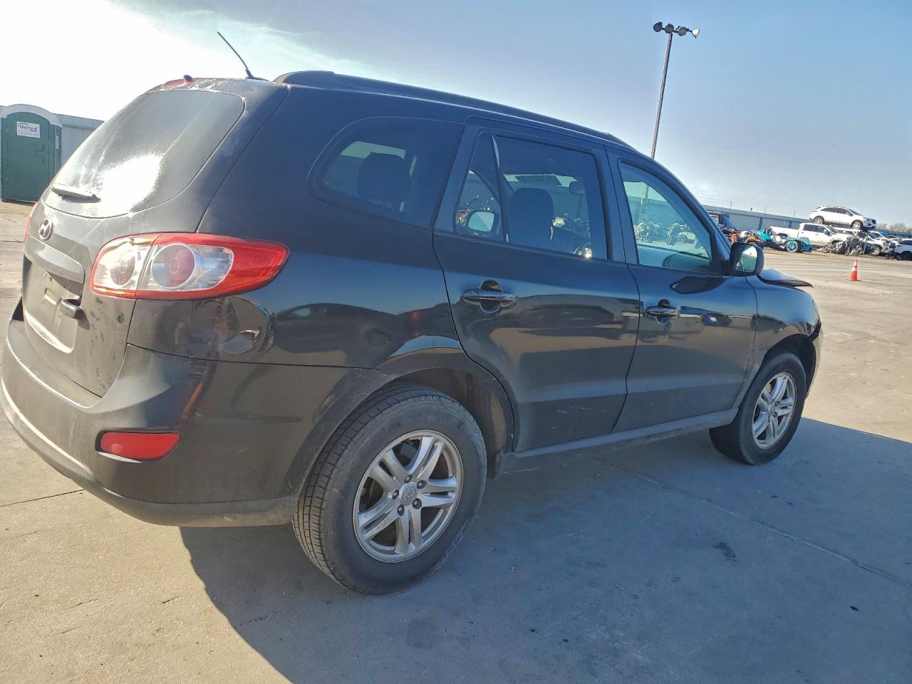 2012 HYUNDAI SANTA FE GLS photo 3