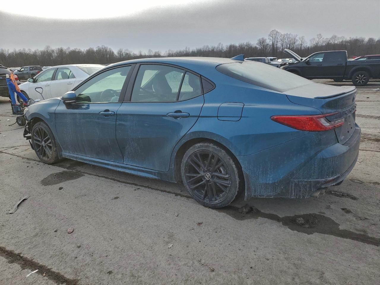 2025 TOYOTA CAMRY XSE photo 2