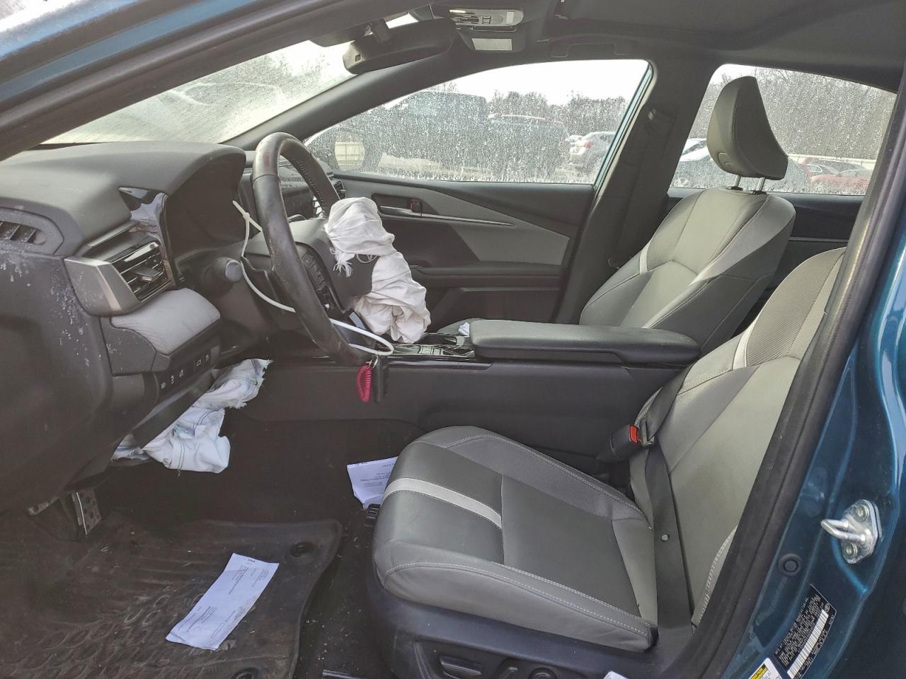 2025 TOYOTA CAMRY XSE photo 7