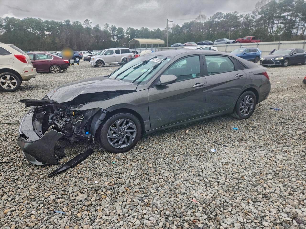 2024 HYUNDAI ELANTRA