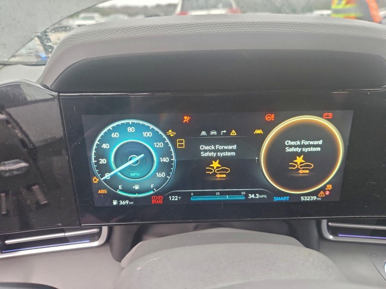 2024 HYUNDAI ELANTRA SEL photo 9