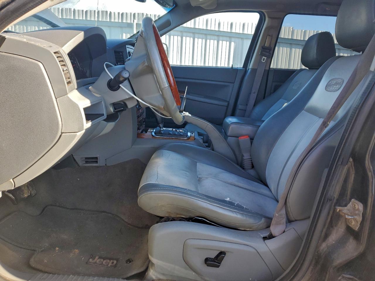 2007 JEEP GRAND CHEROKEE OVERLAND photo 7
