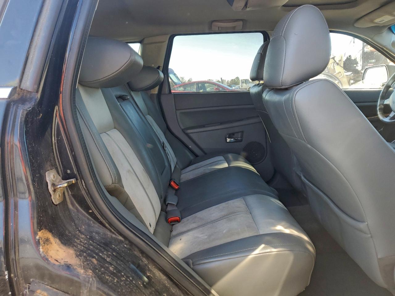 2007 JEEP GRAND CHEROKEE OVERLAND photo 11