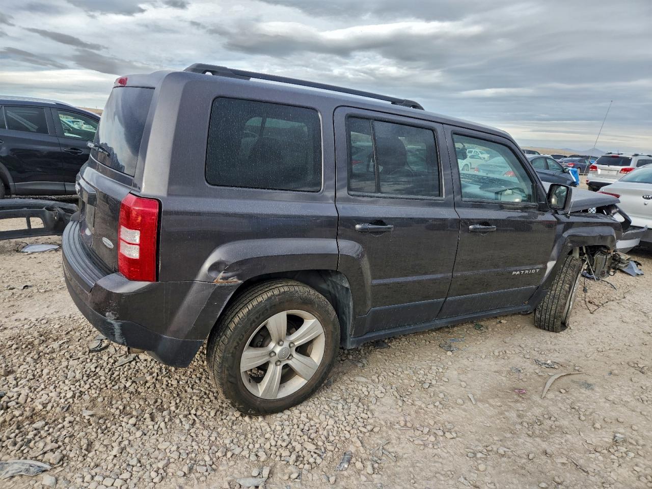 2014 JEEP PATRIOT LATITUDE photo 3