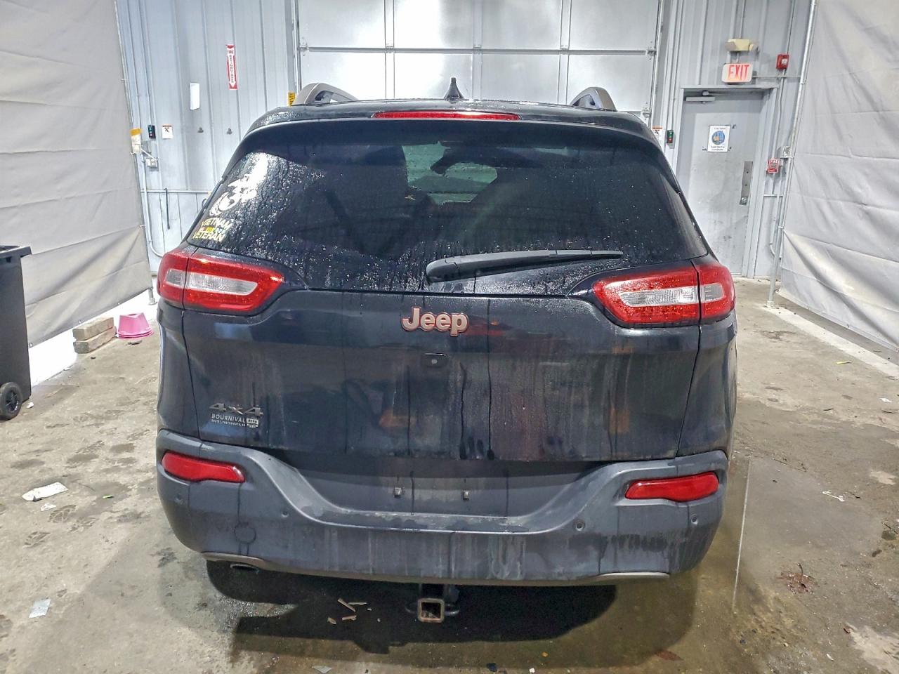2017 JEEP CHEROKEE LATITUDE photo 6