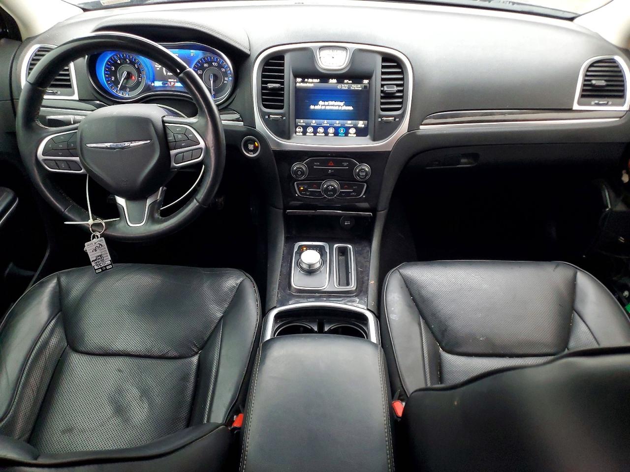 2020 CHRYSLER 300 LIMITED photo 8