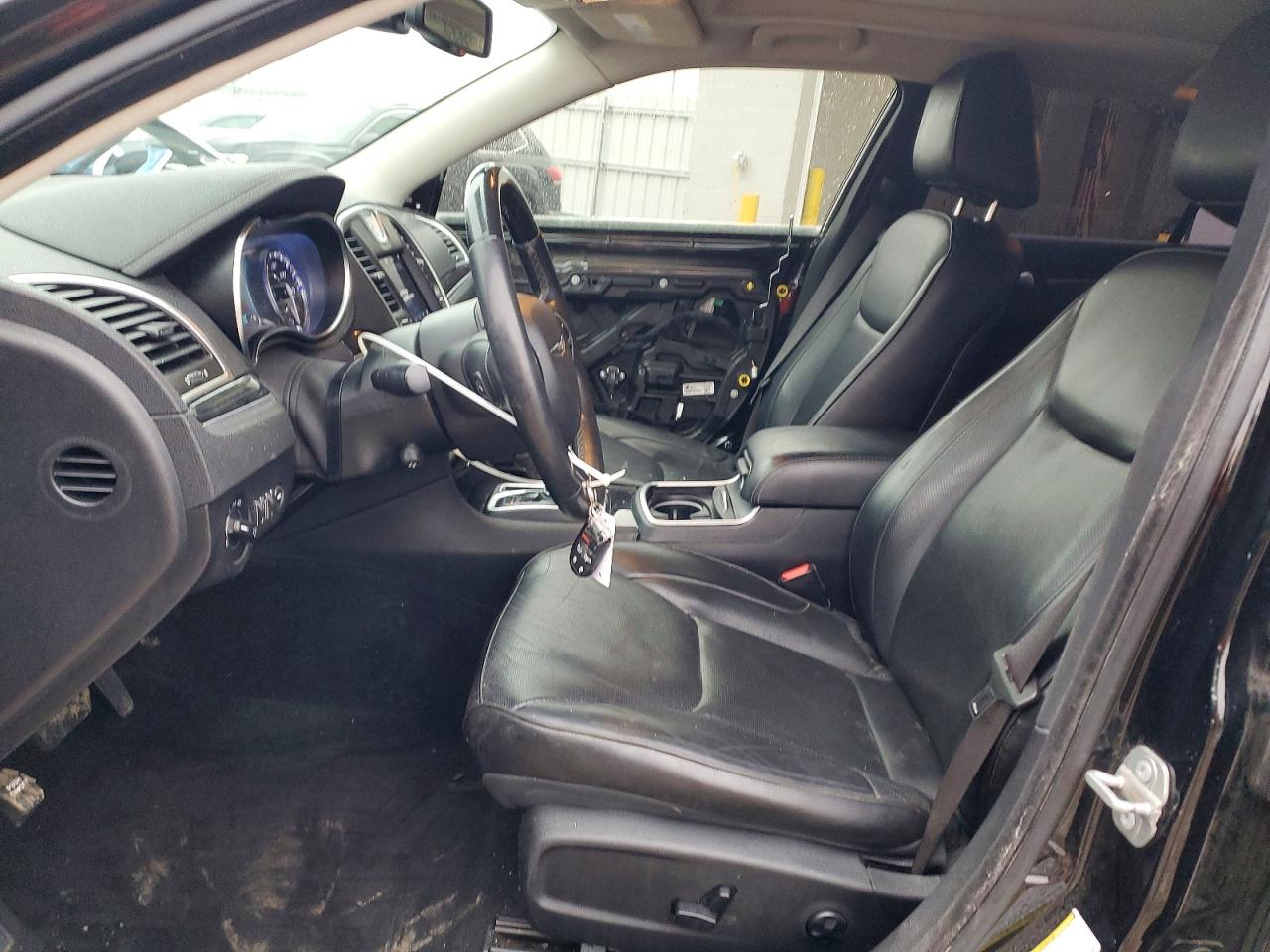 2020 CHRYSLER 300 LIMITED photo 7