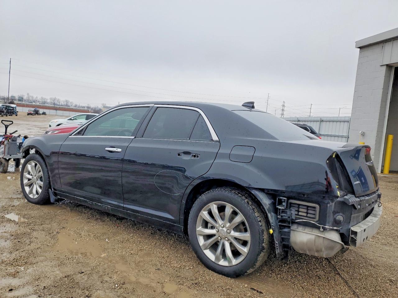 2020 CHRYSLER 300 LIMITED photo 2