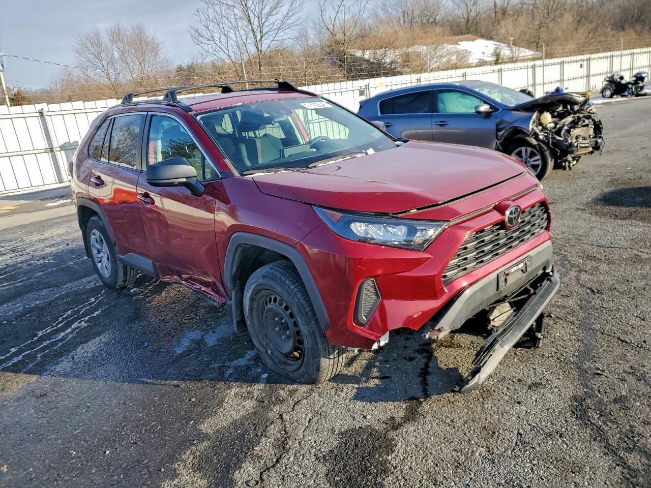 2021 TOYOTA RAV4 LE photo 4