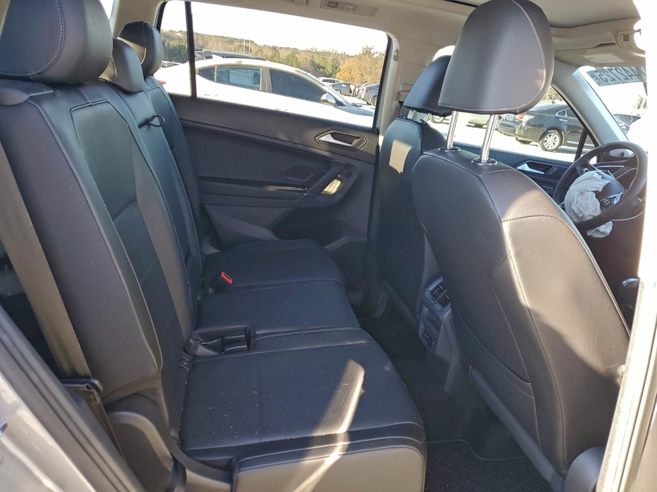 2020 VOLKSWAGEN TIGUAN SE photo 10
