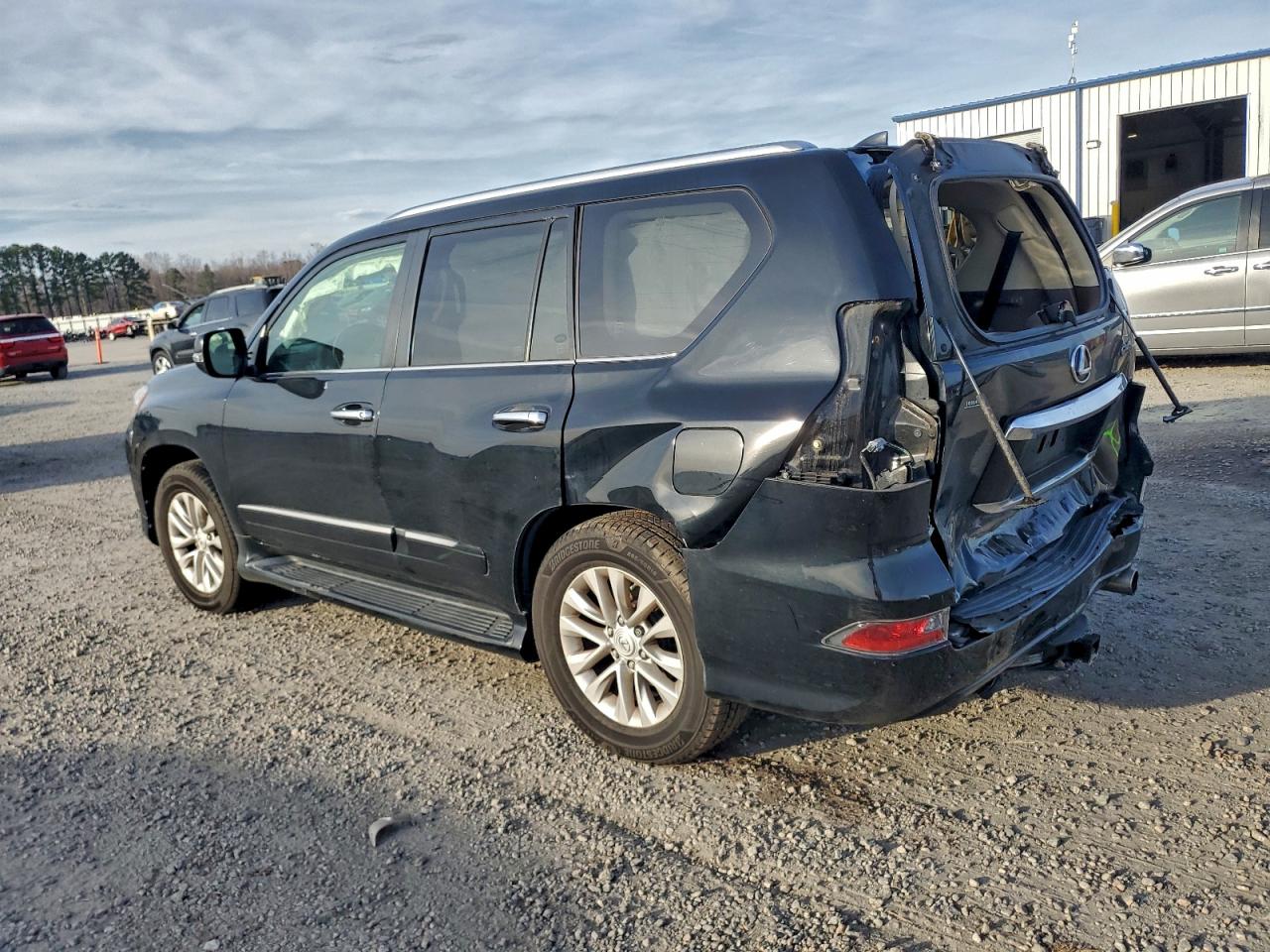 2016 LEXUS GX 460 photo 2
